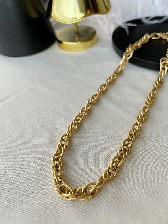 Araceli Gold Necklace